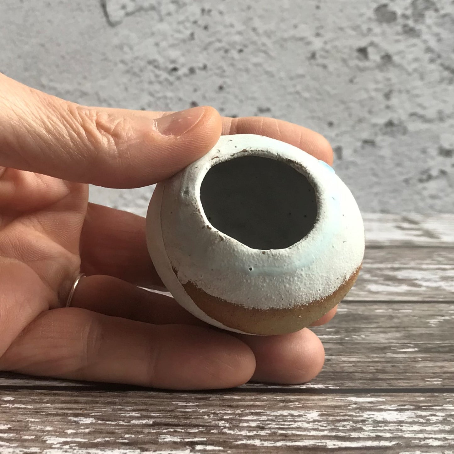 Small Buff Clay Pebble Pot